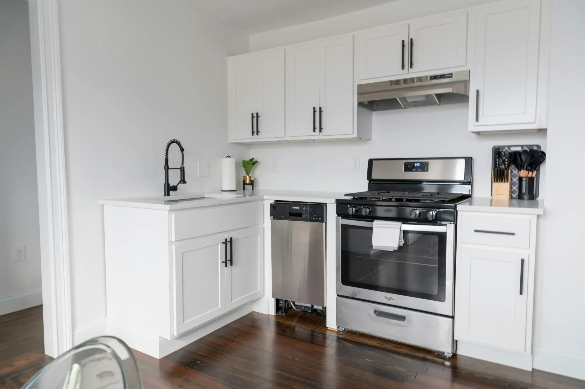 Rental Management or Tenant Placement in Pensacola, FL: Which Is Better?